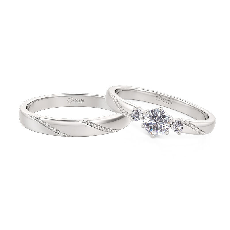 Jeulia Conjunto de Anillos de Pareja Personalizados Simples con Tres Piedras Milgrain